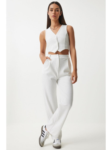 Happiness İstanbul Women's White Thin Striped Knitted Vest Trousers Set