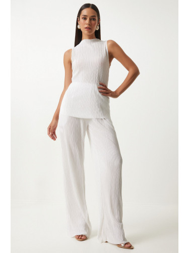 Happiness İstanbul Women's White Pleated Sleeveless Knitted Blouse Palazzo Pants Set