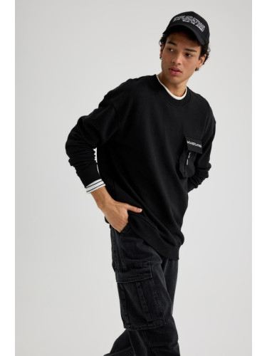 DEFACTO Boxy Fit Pocket Printed Crew Neck Sweatshirt