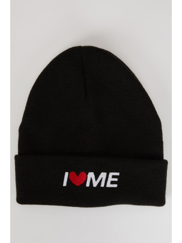 DEFACTO Women's I Love Me Knitwear Beret