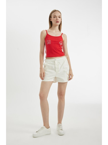 DEFACTO Cool Regular Fit Normal Waist Short Leg Gabardine Shorts