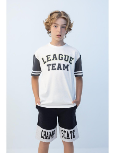 DEFACTO Boy's Oversize Fit Crew Neck Printed Short Sleeve T-Shirt