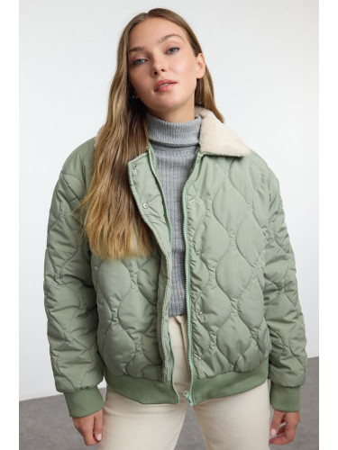 Trendyol Light Khaki Regular Pattern Collar Plush Detailed Water Repellent Quilted Puffer Jacket