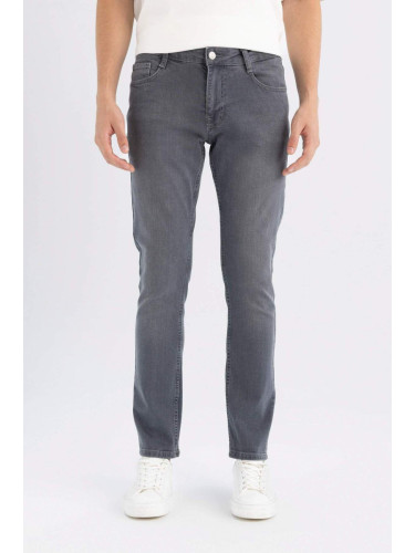 DEFACTO Pedro Slim Fit Skinny Leg Jeans E0190ax24au