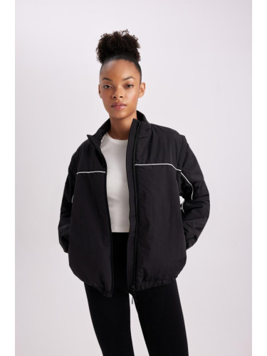 DEFACTO Fit Water Repellent Stand Collar Detachable Sleeve Detailed Pocket Lined Light Thin Coat