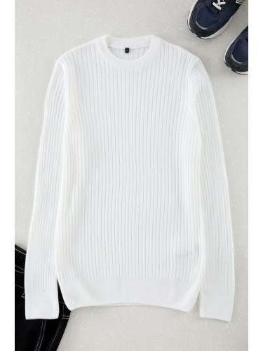 Trendyol White Slim Crew Neck Striped Knitwear Sweater