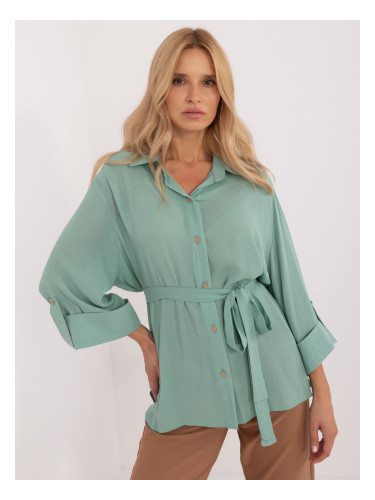 Pistachio women's oversize shirt with a longer back