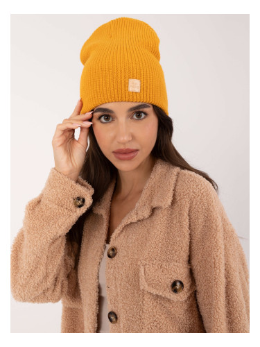 Dark yellow knitted hat RUE PARIS