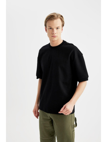 DEFACTO Loose Fit Crew Neck Short Sleeve Heavy Fabric Basic T-Shirt