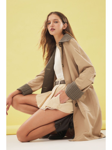 Trendyol Beige Plaid Lined Regular Midi Trench Coat