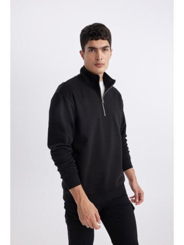 DEFACTO Comfort Fit High Neck Sweatshirt