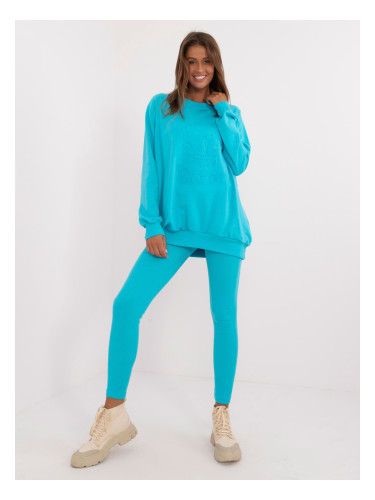 Turquoise tracksuit with oversize sweatshirt