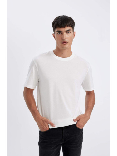 DEFACTO Men's White New Regular Fit Regular Cut Crew Neck Cotton Short Sleeve Basic T-Shirt