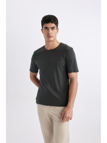 DEFACTO Slim Fit Crew Neck Short Sleeve T-Shirt