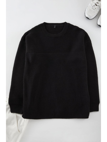 Trendyol Black Oversize Crew Neck Textured Knitwear Plus Size Sweater