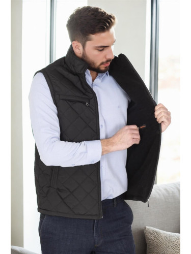 15240 Dewberry Quilted Mens Vest with Fleece Inside-BLACK