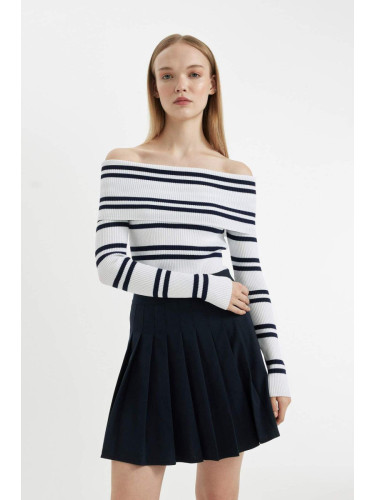 DEFACTO Slim Fit Striped Open Shoulder Knitwear Sweater