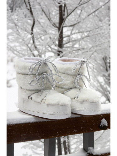 Trendyol Ecru Für Lace-Up Short Flat Heeled Women's Snow Boots