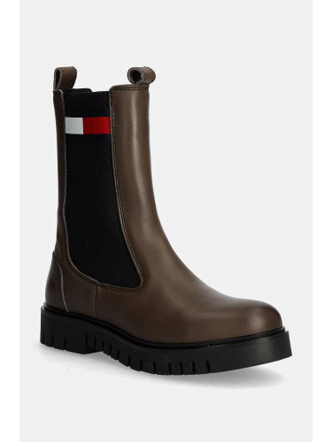 Кожени боти челси Tommy Jeans TJW LONG CHELSEA BOOT в кафяво с платформа EN0EN02625