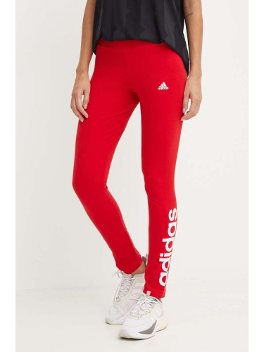 Клин adidas Essentials в червено с принт IY9179