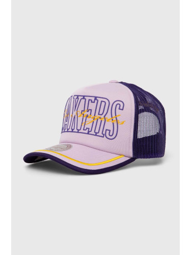 Шапка с козирка Mitchell&Ness Los Angeles Lakers в лилаво с десен HHSS7656-LALYYPPPPURP