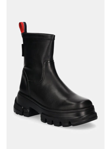 Боти Tommy Jeans TJW CHUNKY CHELSEA BOOT MIX MAT в черно с платформа EN0EN02555