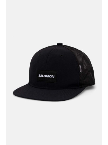 Шапка с козирка Salomon TRUCKER FLAT CAP в черно с апликация LC1895000