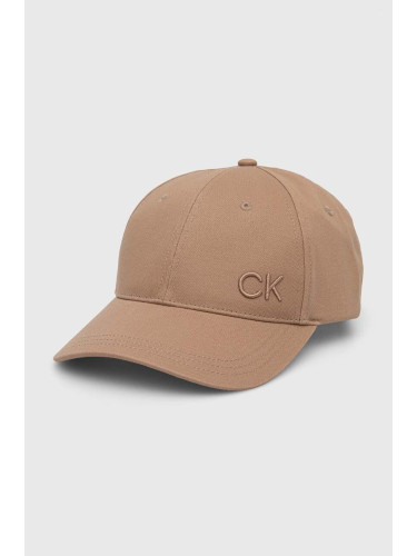 Памучна шапка с козирка Calvin Klein в розово с апликация K60K612000