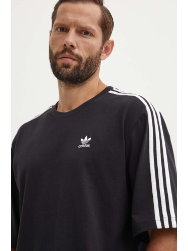 Памучна тениска adidas Originals Oversize Tee в черно с апликация IZ1832