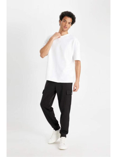 DEFACTO Men's Black Regular Fit Regular Cut Cargo Pocket Elastic Leg Sweatpants A6209Ax24Au