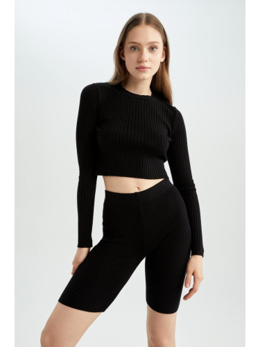 DEFACTO Cool Slim Fit Basic Crop Knitwear Sweater