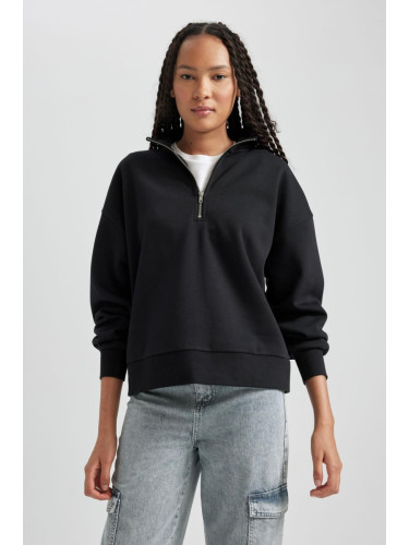 DEFACTO Regular Fit Zippered High Collar Sweatshirt