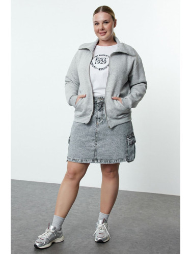 Trendyol Curve Gray Regular Fit Zippered Kangaroo Pocket Sweatshirt with Sewing Detail on Shoulders